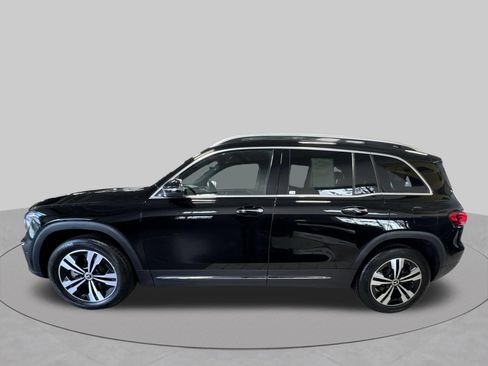 Used 2025 Mercedes-Benz GLB 250 image 34