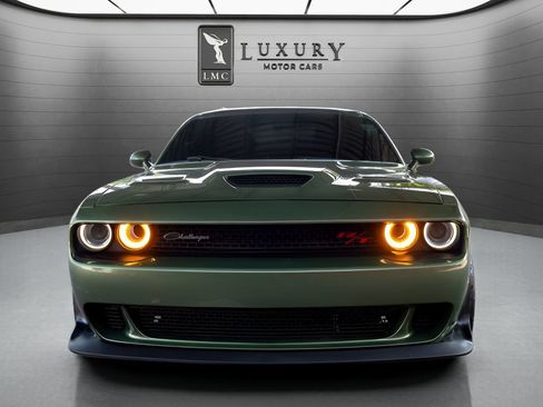 Used 2021 Dodge Challenger R/T Scat Pack RWD image 3