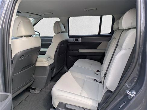 New 2026 Hyundai Santa Fe SE image 17