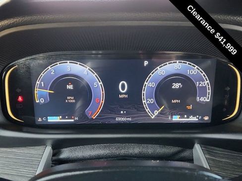 Used 2024 Jeep Wagoneer Series III image 36