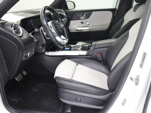 Used 2022 Mercedes-Benz GLB 35 AMG 4MATIC image 8