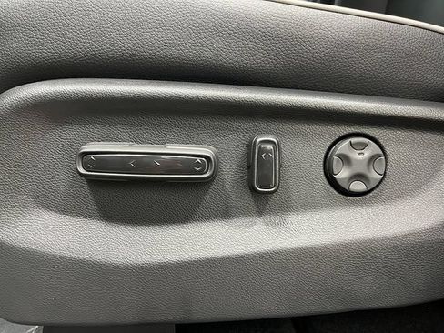 New 2026 Honda Odyssey Touring image 11