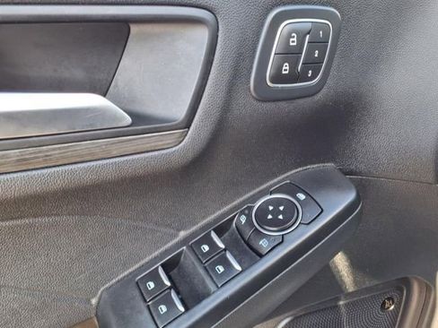 Certified 2023 Ford Escape SE w/ PHEV Premium Package image 11