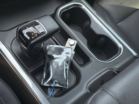 Used 2023 Chevrolet Silverado 1500 RST w/ Redline Edition RWD image 35