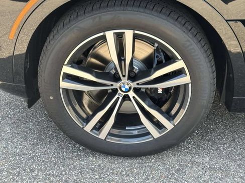 New 2027 BMW X7 xDrive40i w/ Executive Package AWD/4WD image 7