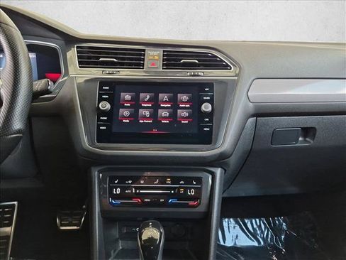 Used 2023 Volkswagen Tiguan SE R-Line FWD image 14