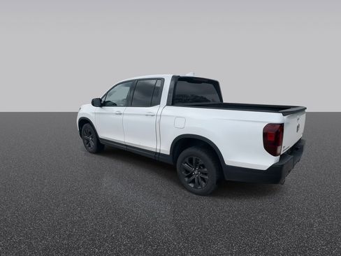 Used 2023 Honda Ridgeline Sport image 6