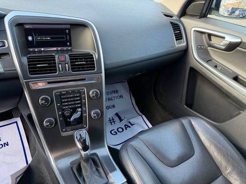 Used 2014 Volvo XC60 T6 image 12