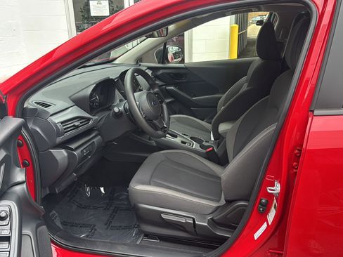 Used 2025 Subaru Crosstrek 2.5i Premium AWD/4WD image 12