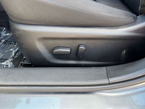 Used 2025 Nissan Altima 2.5 SV FWD image 22