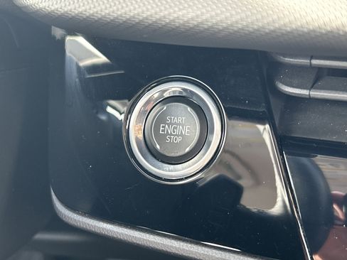 Used 2024 Buick Envision Preferred image 21