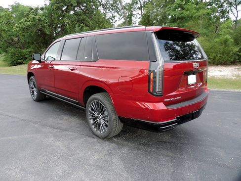 New 2026 Cadillac Escalade ESV Platinum Sport image 7