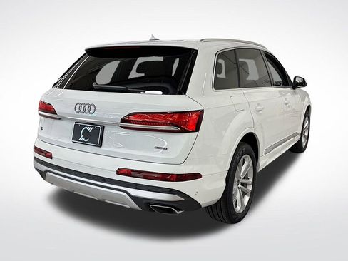 Certified 2025 Audi Q7 2.0T Premium Plus w/ Premium Plus Package image 5