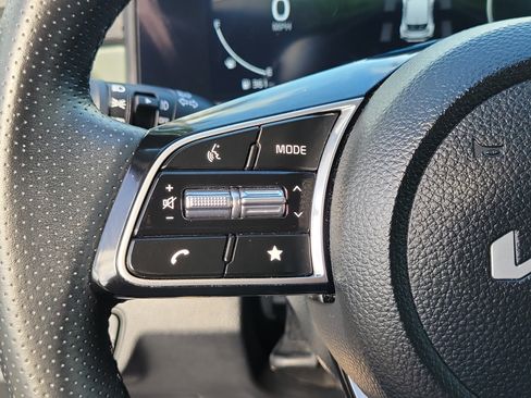 Used 2025 Kia Seltos SX w/ SX Sunroof Package AWD/4WD image 19