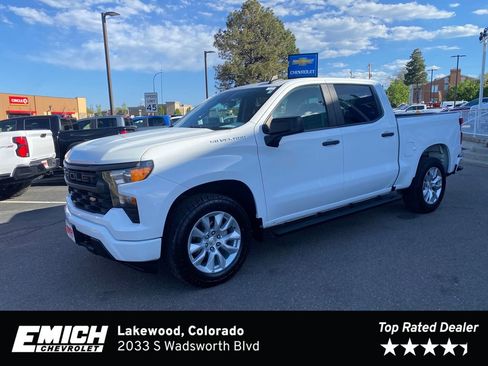 Used 2022 Chevrolet Silverado 1500 Custom AWD/4WD image 1