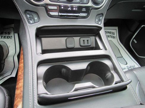 Used 2019 Chevrolet Tahoe Premier image 21