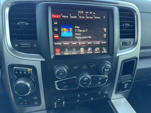 Used 2017 RAM 1500 Big Horn AWD/4WD image 11