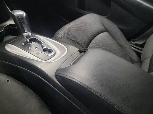 Used 2019 Dodge Journey SE image 26