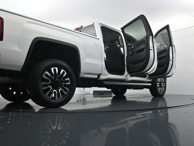 Used 2016 GMC Sierra 2500 Denali w/ Duramax Plus Package AWD/4WD image 43