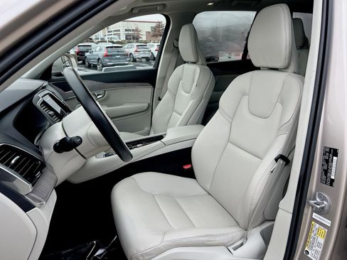 Certified 2023 Volvo XC90 B6 Plus w/ Protection Package Premier image 13