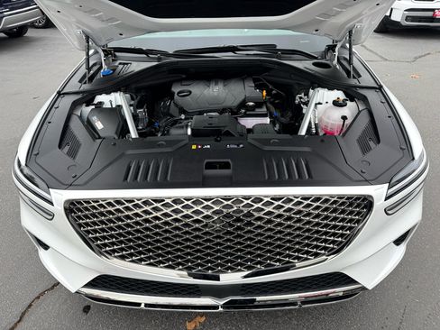 Used 2025 Genesis GV70 2.5T w/ Advanced Package image 8
