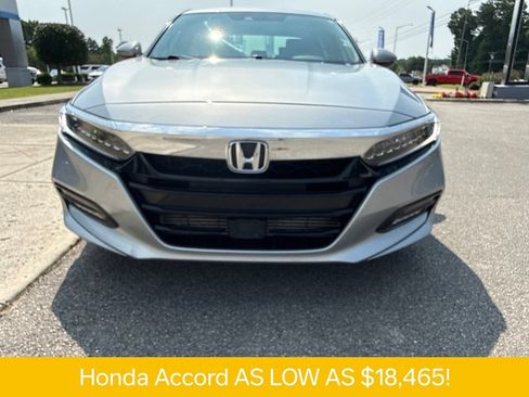 Used 2018 Honda Accord Touring image 19