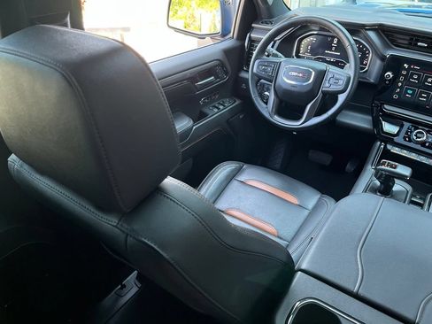 Used 2024 GMC Sierra 1500 AT4 w/ Technology Package AWD/4WD image 45