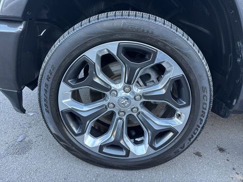 Used 2020 RAM 1500 Limited image 28