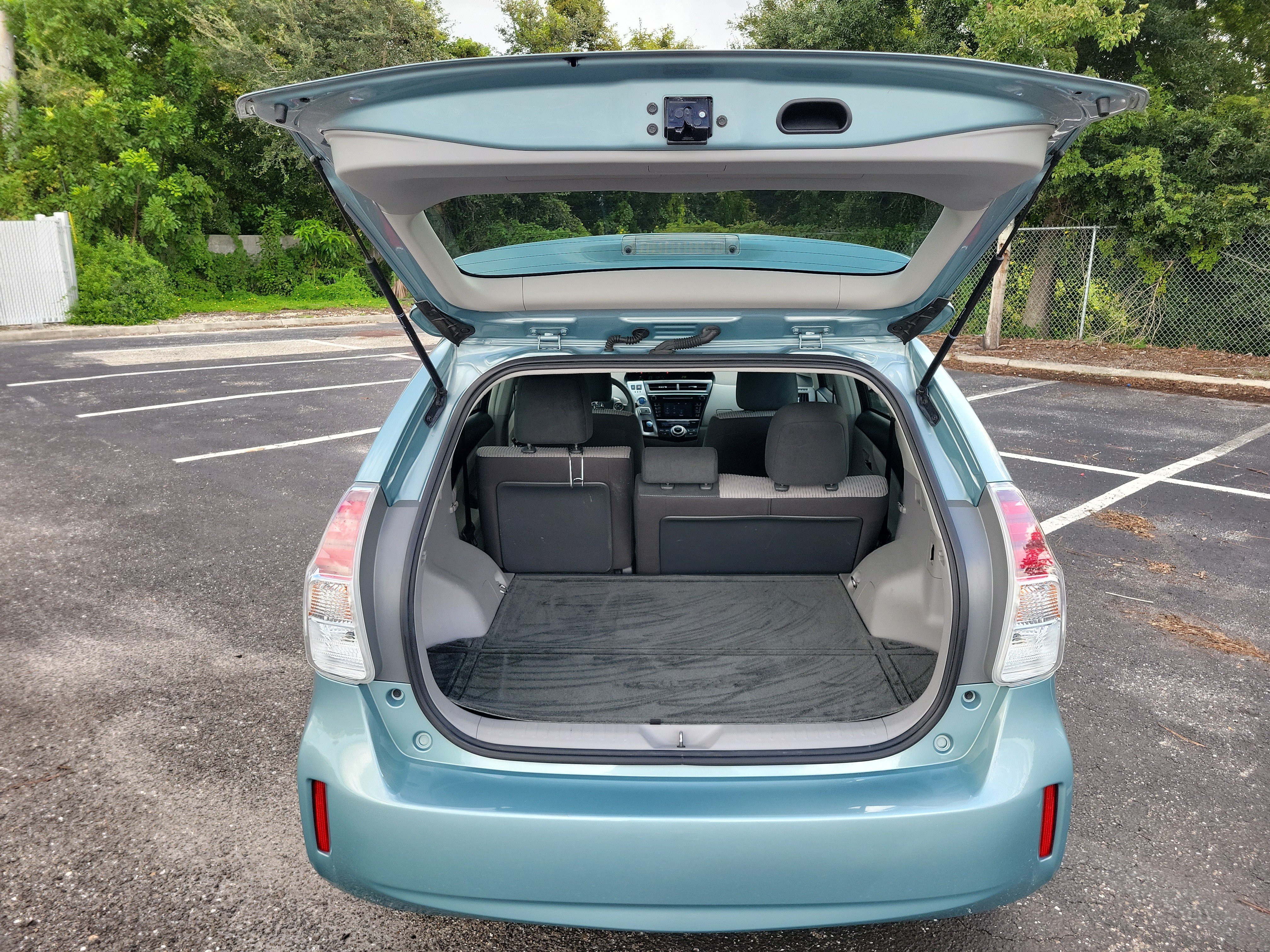 Used 2015 Toyota Prius V Two FWD image 10