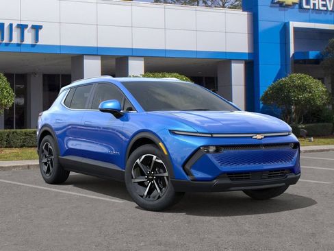 New 2026 Chevrolet Equinox EV LT FWD image 7