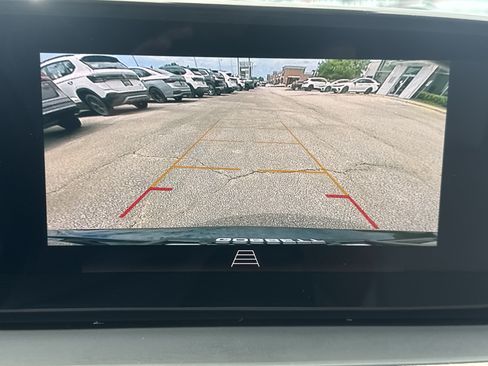 Used 2024 Buick Encore GX Sport Touring FWD image 12