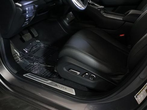 Used 2024 Acura RDX SH-AWD image 23