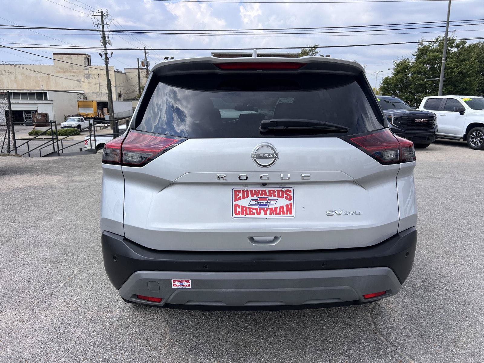 Used 2023 Nissan Rogue SV AWD/4WD image 31