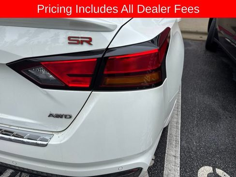 Certified 2023 Nissan Altima 2.5 SR AWD/4WD image 3