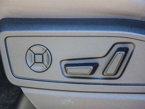 New 2025 Audi Q5 Premium Plus image 21