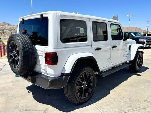 Certified 2024 Jeep Wrangler Unlimited Sahara AWD/4WD image 6