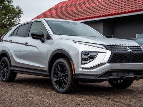 New 2026 Mitsubishi Eclipse Cross LE AWD/4WD image 3