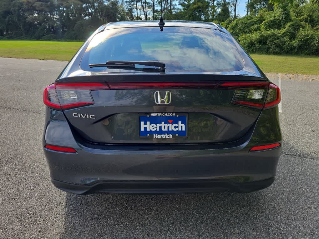 Used 2022 Honda Civic LX image 5