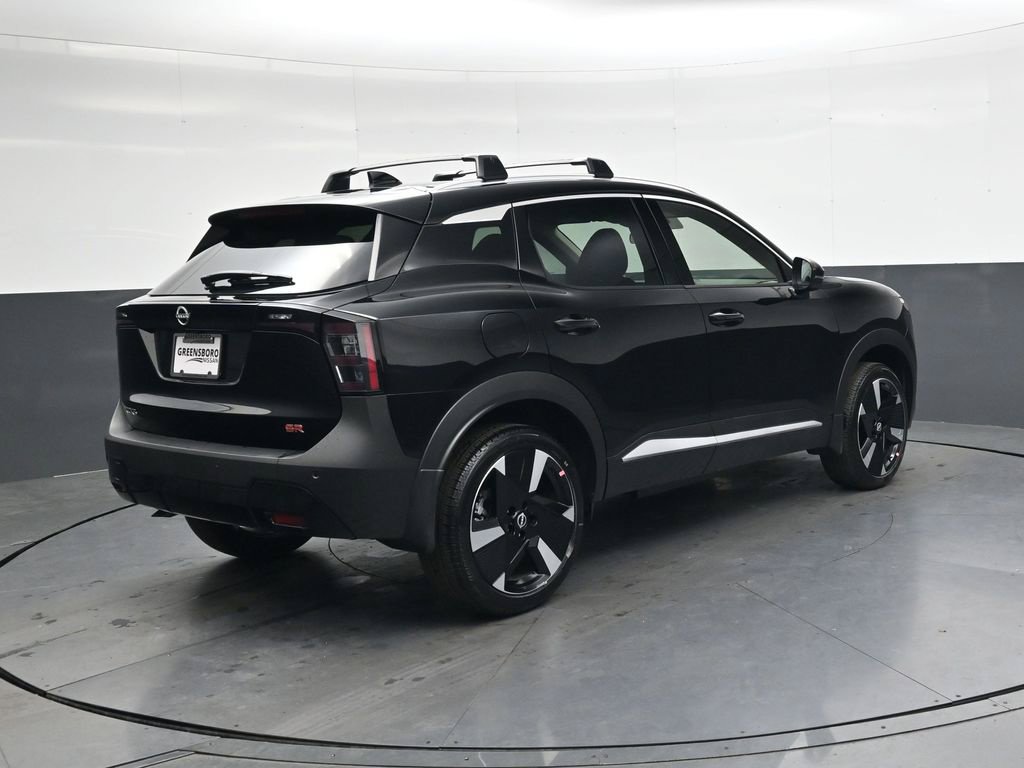 Certified 2026 Nissan Kicks SR FWD image 5