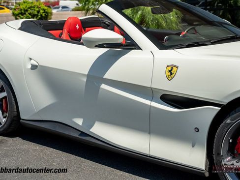 Used 2022 Ferrari Portofino M RWD image 13