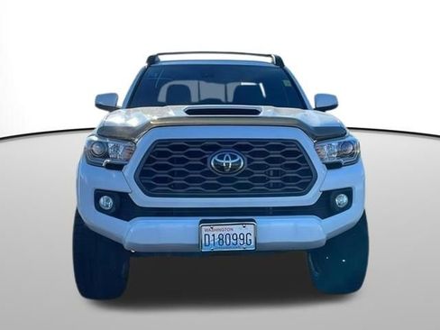 Certified 2020 Toyota Tacoma TRD Sport image 9