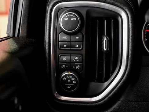 Used 2023 Chevrolet Silverado 3500 High Country AWD/4WD image 29