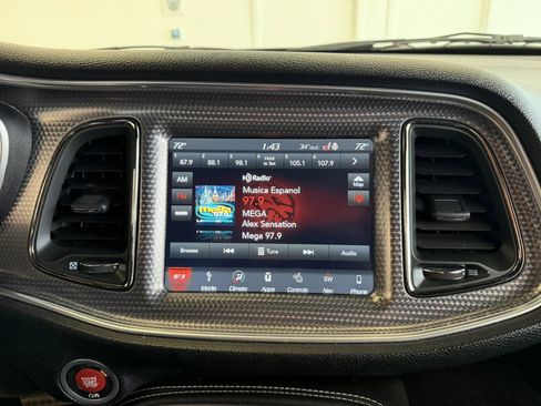 Used 2018 Dodge Challenger SRT Hellcat image 19