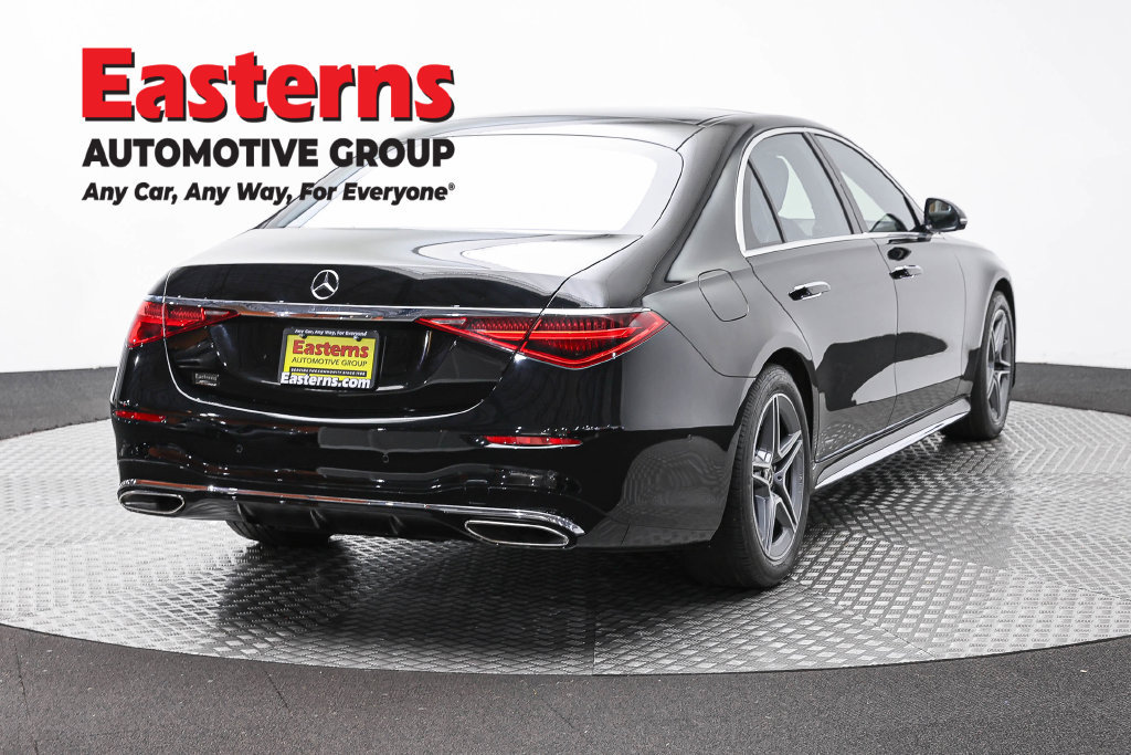 Used 2022 Mercedes-Benz S 500 4MATIC w/ AMG Line Package image 6