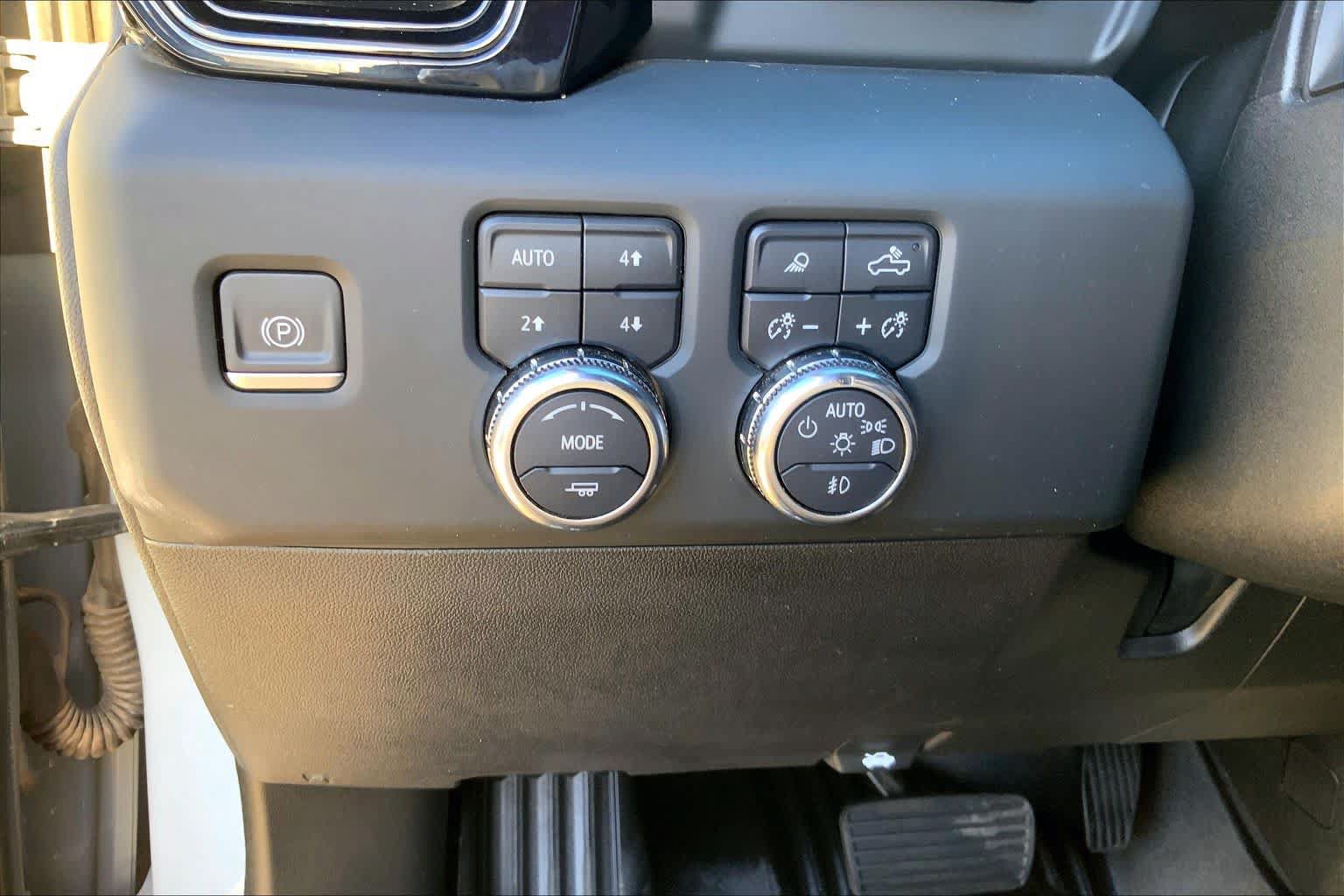 Certified 2024 GMC Sierra 2500 AT4X AWD/4WD image 33