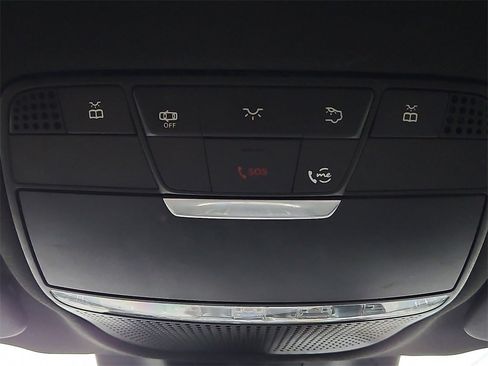 Used 2022 Mercedes-Benz GLC 300 4MATIC image 28