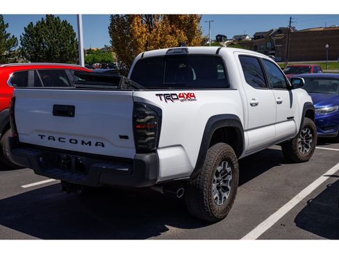 Used 2023 Toyota Tacoma TRD Off-Road w/ Black Out Package (TMS) AWD/4WD image 2