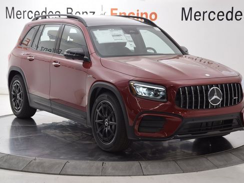 New 2026 Mercedes-Benz GLB 35 AMG 4MATIC image 8
