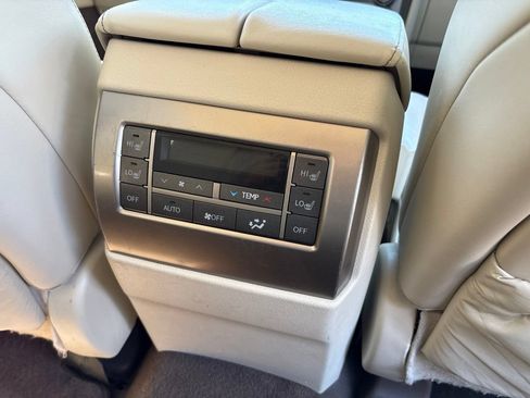 Used 2015 Lexus GX 460 w/ Premium Package AWD/4WD image 27