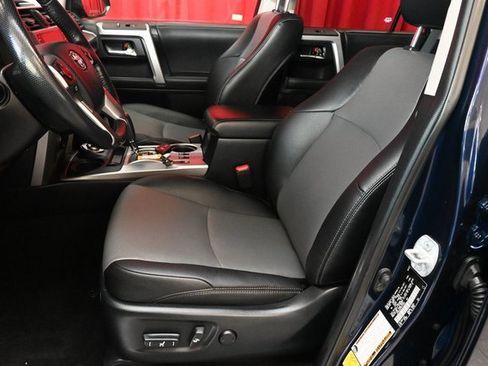 Certified 2023 Toyota 4Runner SR5 Premium image 3